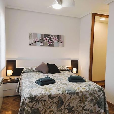 Apartamentos Turisticos Seviro Madrid Eksteriør billede